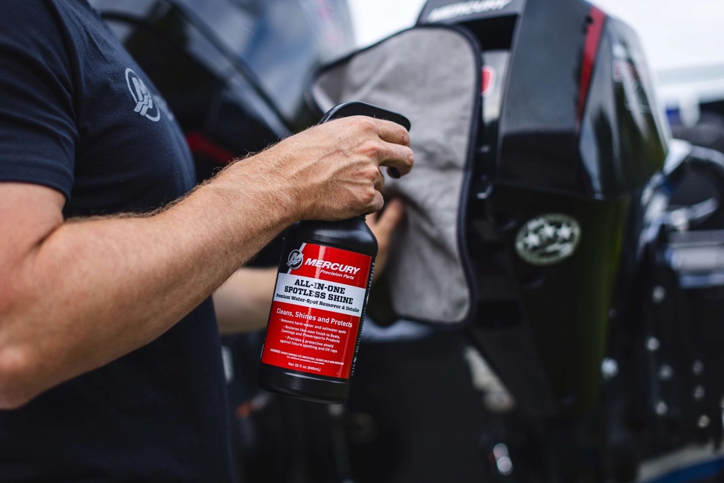 [92 8M0170557] Mercury All-in-one Spotless Shine & Cowl Cleaner (8M0170557)